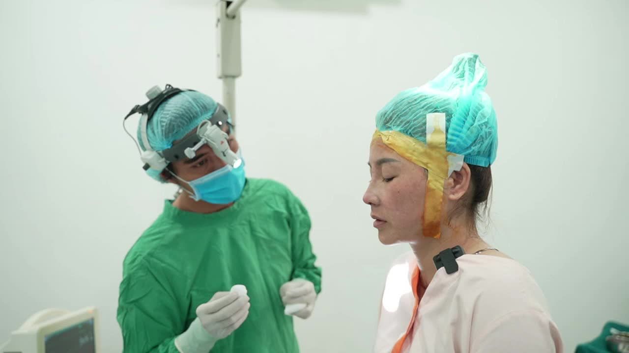 Tái tạo dáng mũi cho khách hàng từng nâng mũi nhân tạo 10 năm