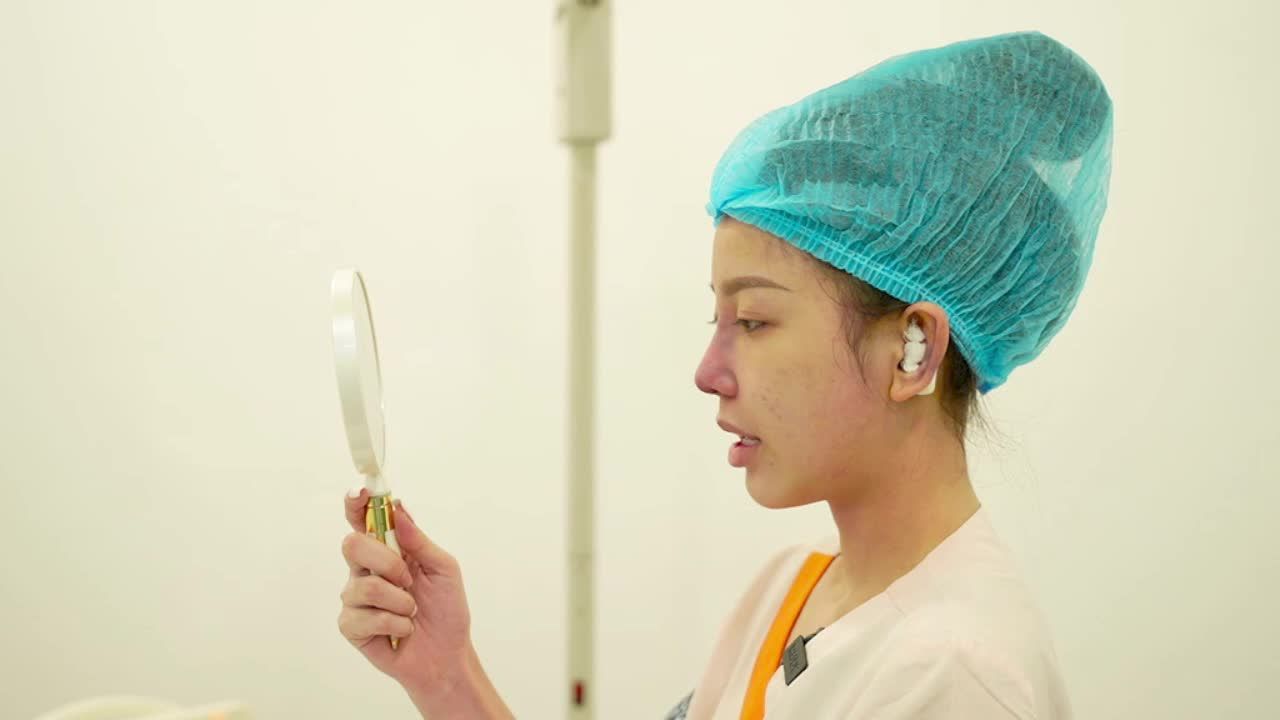 Ca nâng mũi cấu trúc sụn tai