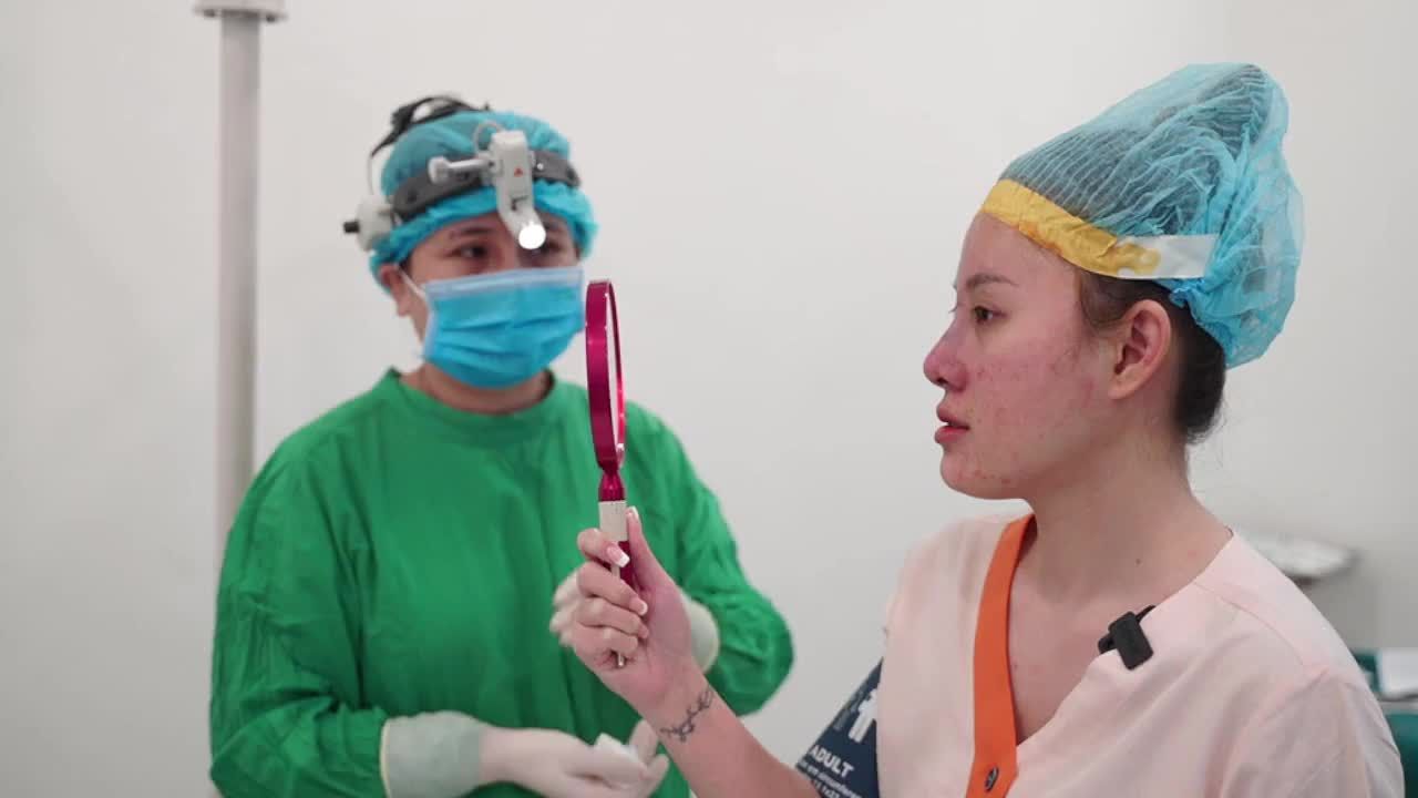 Dáng mũi Sline tự nhiên thực hiện bởi Bác sĩ Hoàng Nhung