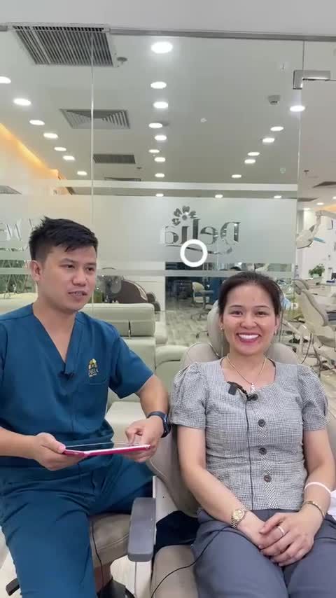 Chị Hồng Nhung khẳng định Nếu biết làm răng tại Delia đã an toàn lại còn đẹp thế này thì chị đã về Delia để làm sớm hơn chứ không phải chờ đến tận bây giờ!