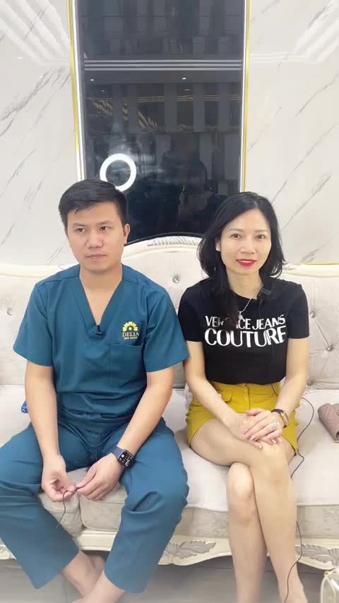 Khách hàng tái khám sau 6 tháng thẩm mỹ răng sứ tại Delia