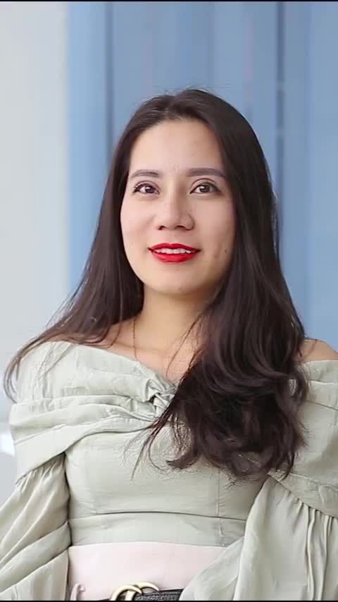 KHÁCH HÀNG THẨM MỸ RĂNG SỨ