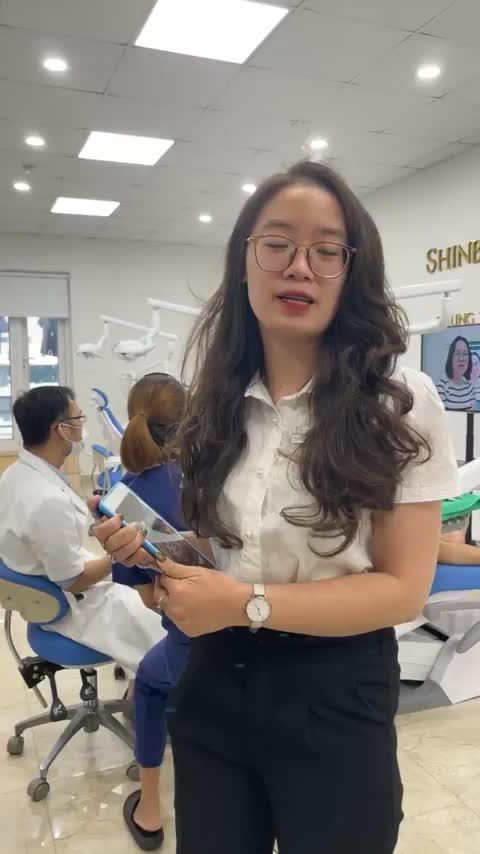 KHỚP CẮN CHƯA CHUẨN, RĂNG CHEN CHÚC ĐÃ LỰA CHỌN GẮN MẮC CÀI Ở NHA KHOA SHINBI DENTAL