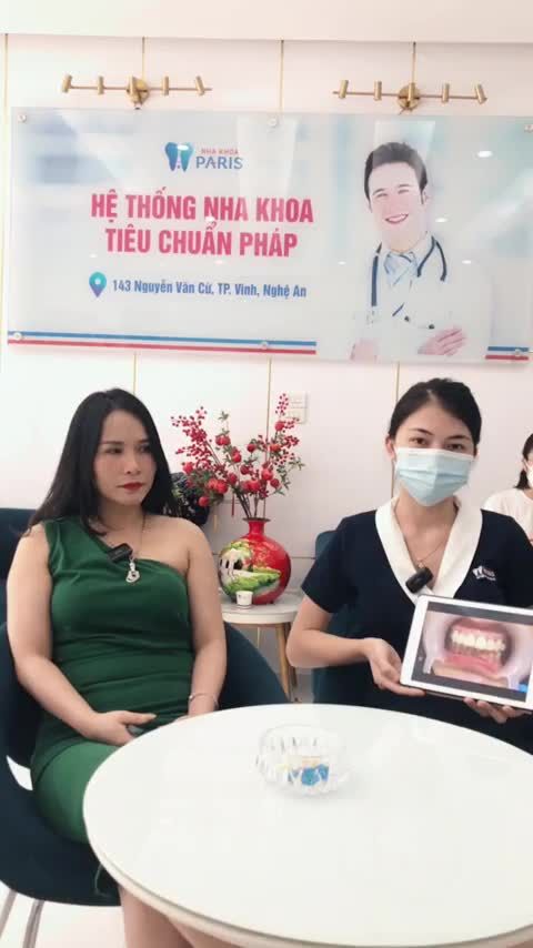 Thay đổi Nụ Cười sau khi sử dụng dịch vụ bọc 16 răng sứ Lava Plus tại Nha Khoa Paris - CN Vinh