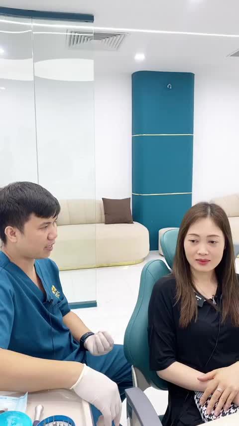 Thay nụ cười mới cho khách hàng răng nhiễm Tetra