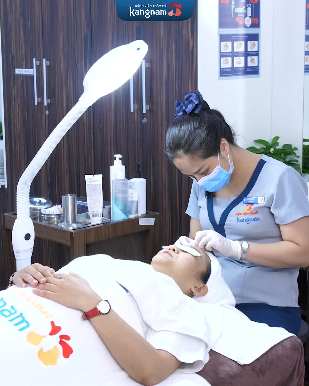 Trị mụn chuẩn Chuyên khoa - Cam kết hiệu quả