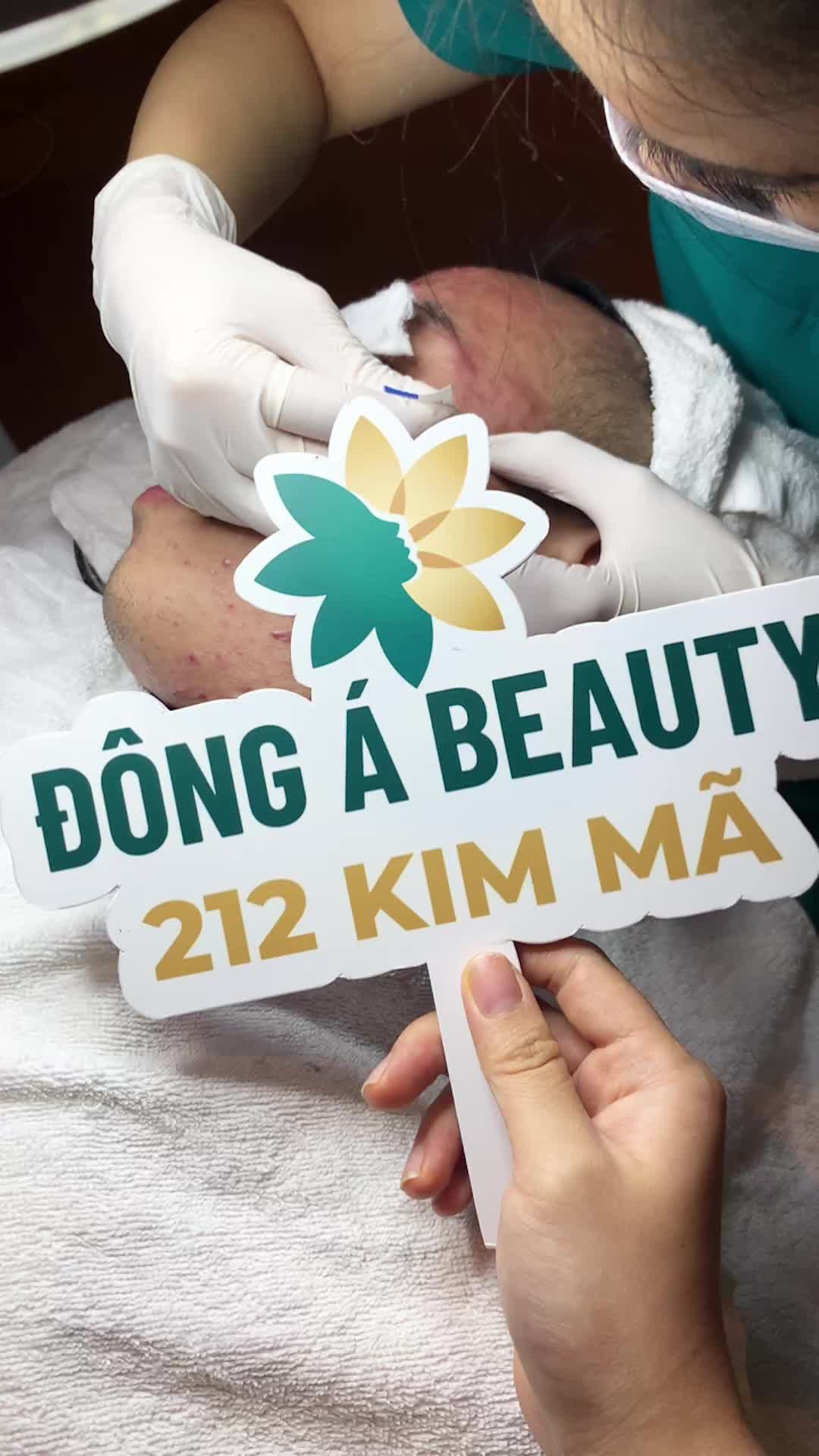 CẬN CẢNH NẶN MỤN TẠI ĐÔNG Á
