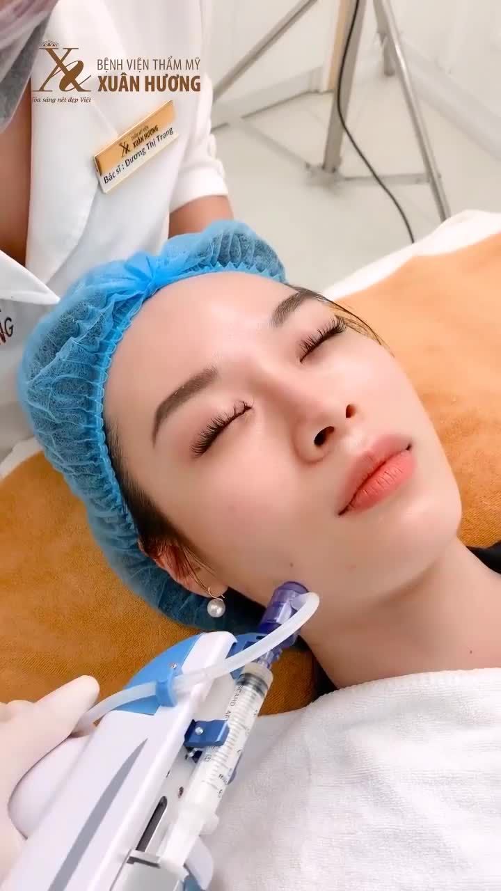 CẤY XONG HA, LÀN DA CĂNG BÓNG