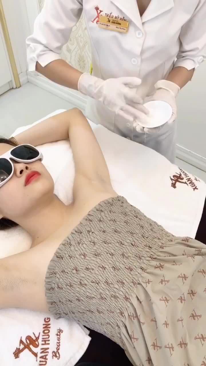 DỌN CỎ SẠCH SẼ, KHOE DA VÙNG CÁNH MỊN MÀNG