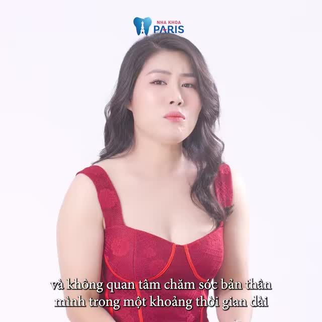 Mẹ 2 con Trẻ Hơn 10 Tuổi sau làm răng sứ