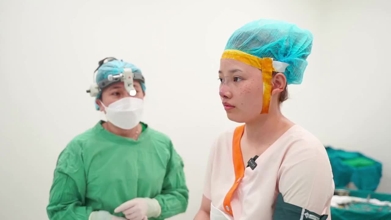 Ca nâng mũi cấu trúc sụn tai