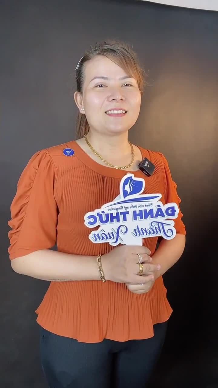 CHỊ KHÁCH HÀNG THÂN THIẾT LÀM ĐẸP TOÀN DIỆN ĐIÊU KHẮC CHÂN MÀY, CẮT MÍ, NÂNG MŨI, HÚT MỠ, TREO SA TRỄ NGỰC