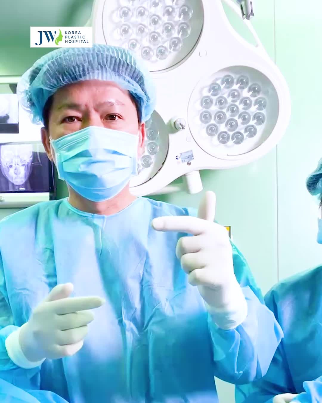 Bác sĩ Tú Dung THẢNG THỐT cô gái thoát kiếp HÀM HÔ CẰM LẸM nhờ combo ĐỔI ĐỜI THẦN THÁNH ở JW