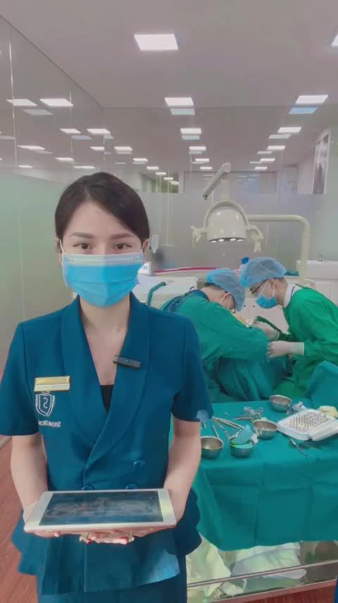 Case cấy 2 trụ implant trực tiếp tại nha khoa Shinbi Dental cơ sở Hải Phòng