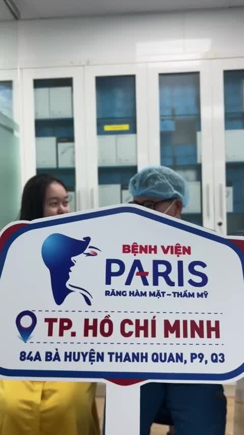 Chị khách hàng hôm nay sau khi bắt đầu liệu trình chỉnh nha