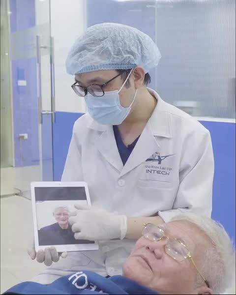 CHÚ HÀ HỒNG BẮC CẮN ỔI GIÒN TAN SAU KHI LẮP RĂNG TOÀN 2 HÀM, ĂN NHAI THOẢI MÁI