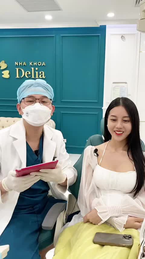 HÔ BIẾN NỤ CƯỜI CHO NÀNG HOT GIRL