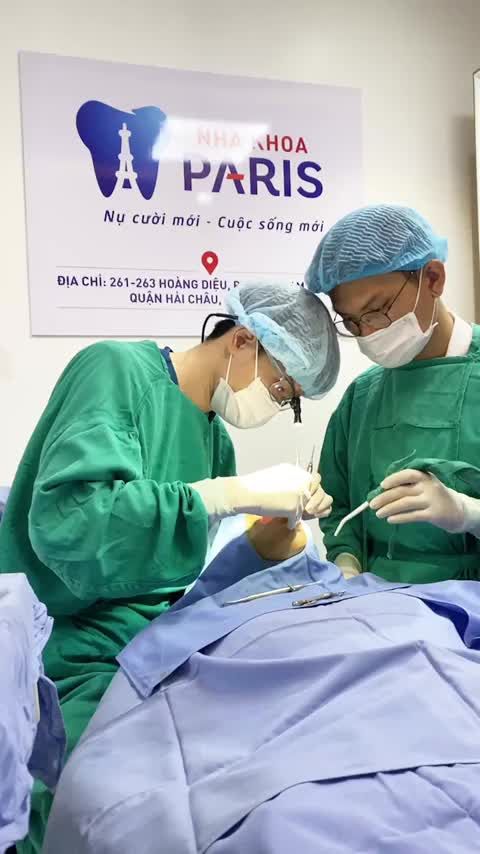 Quá trình cấy ghép 2 trụ Implant tại Nha khoa Paris - Chi Nhánh Đà Nẵng