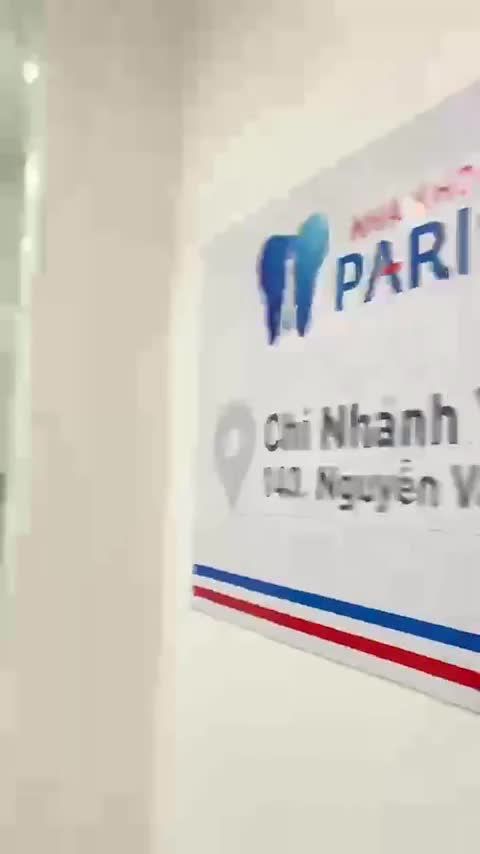 Quá trình gắn mắc cài kim loại tự buộc tại Nha khoa Paris - Chi Nhánh Nghệ An