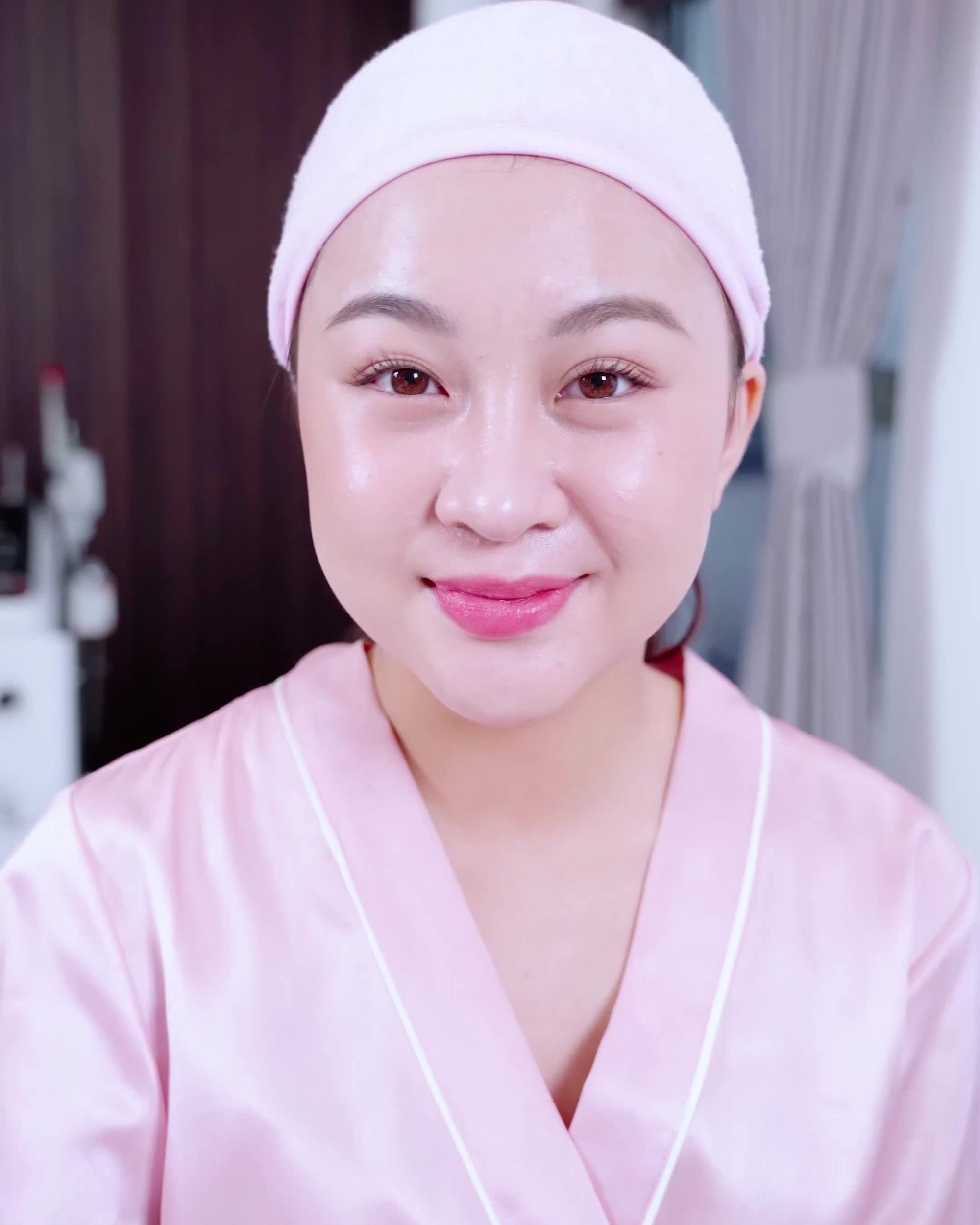 Trị mụn chưa bao giờ là dễ cho đến khi kiểm chứng siêu công nghệ Acne Medic