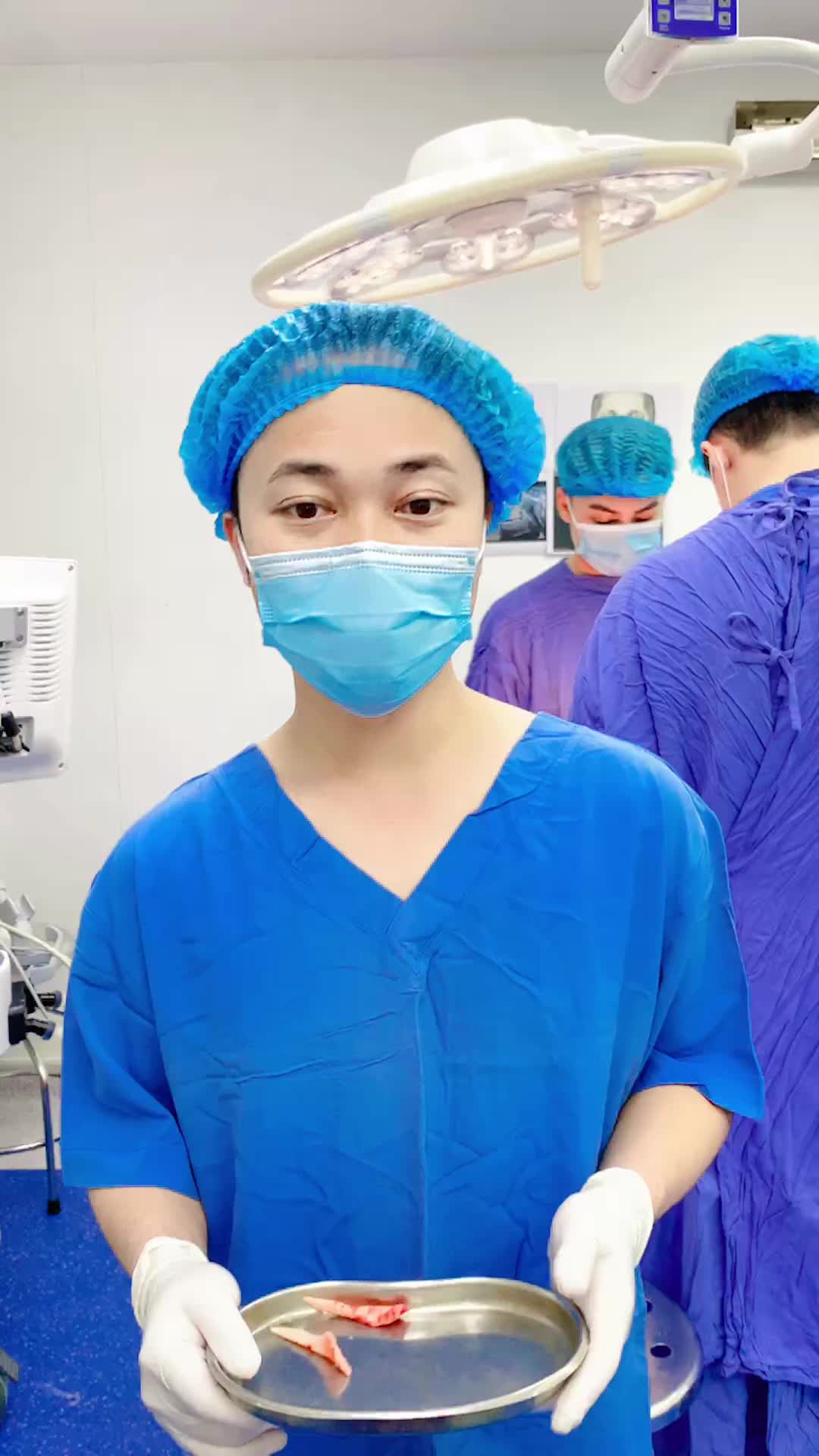 Cận cảnh xương hàm siêu to sau phẫu thuật gọt hàm!