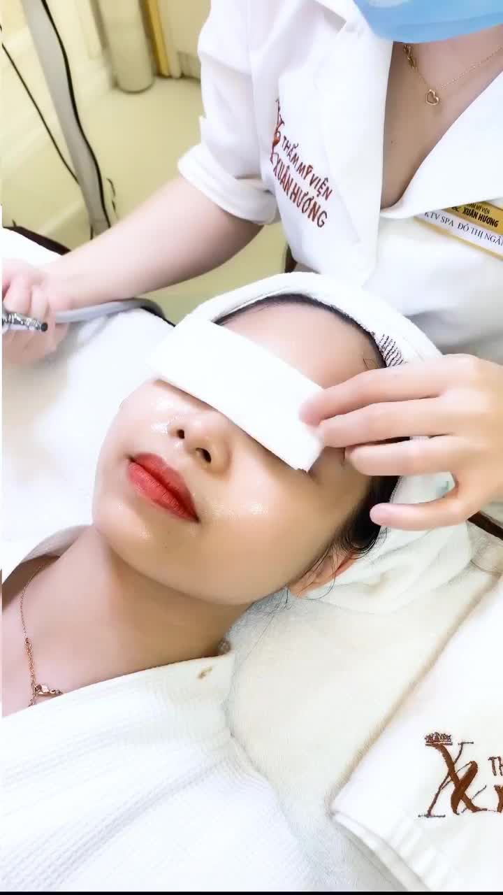 LÀN DA KHÁCH HÀNG ĐƯỢC HỒI SINH SAU QUY TRÌNH CHĂM SÓC DA CHUYÊN BIỆT