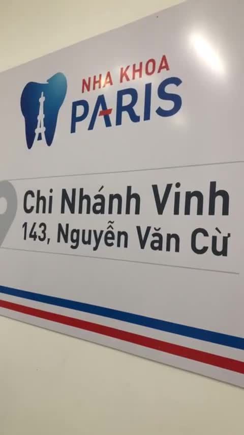 Quá trình gắn mắc cài kim loại tự buộc tại Nha Khoa Paris chi nhánh Vinh