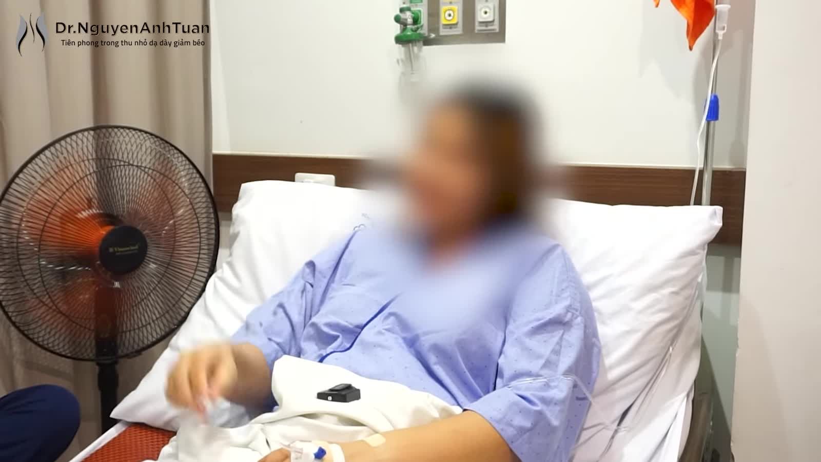 Phẫu thuật nội soi thu nhỏ dạ dày để giảm cân có đáng sợ không