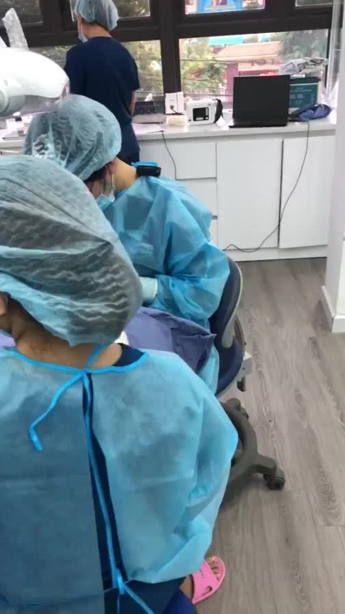 Cận cảnh cấy ghép 3 trụ Implant Dentium tại nha khoa Paris Hải Phòng