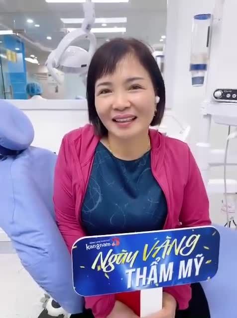 Khách hàng vỡ òa hạnh phúc khi sở hữu hàm răng đều, trắng bóng