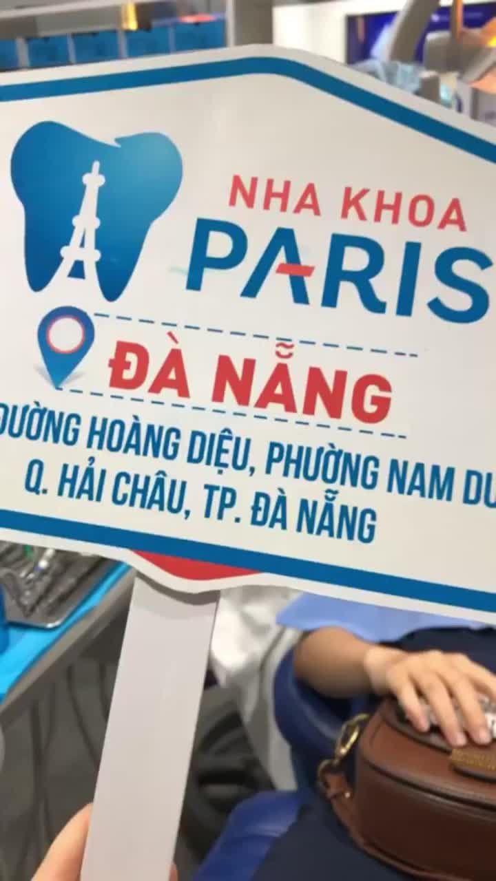 CẬN CẢNH QUÁ TRÌNH THÁO MẮC CÀI TẠI NHA KHOA PARIS - ĐÀ NẴNG