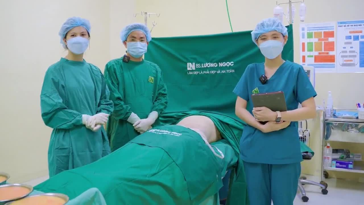 Hoàn thành ca thực hiện hút mỡ tạo dáng vòng bụng cho trường hợp Chị khách hàng sau sinh