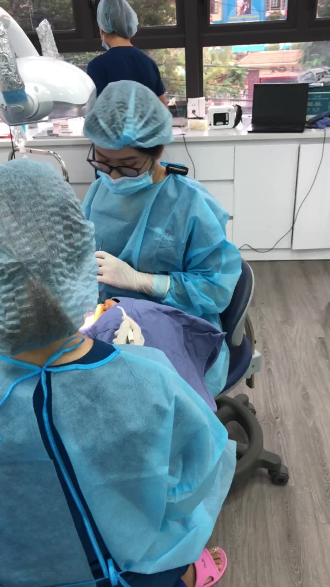 Cận cảnh cấy ghép 3 trụ Implant Dentium tại nha khoa Paris Hải Phòng