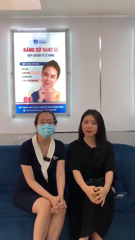 Khách hàng sau tháo mắc cài tại Nha khoa Pairs - chi nhánh Nguyễn Thái Học