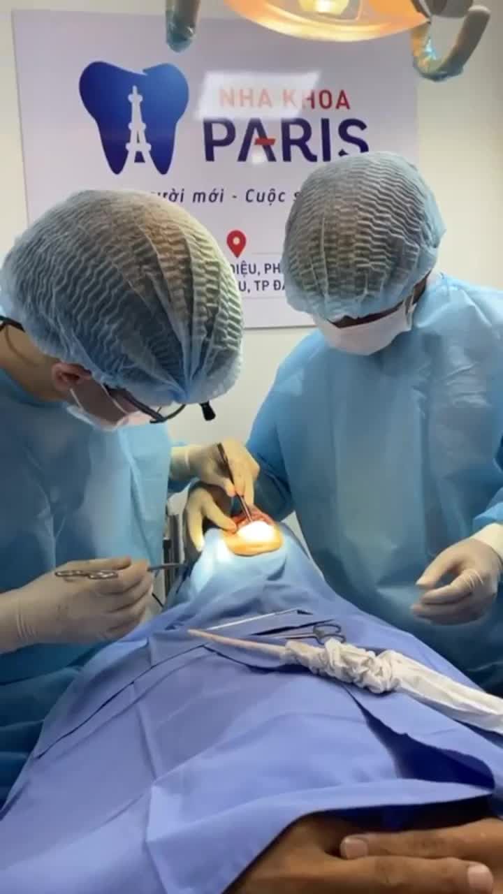 Quá trình cấy ghép 4 trụ Implant tại Nha khoa Paris - Chi Nhánh Đà Nẵng