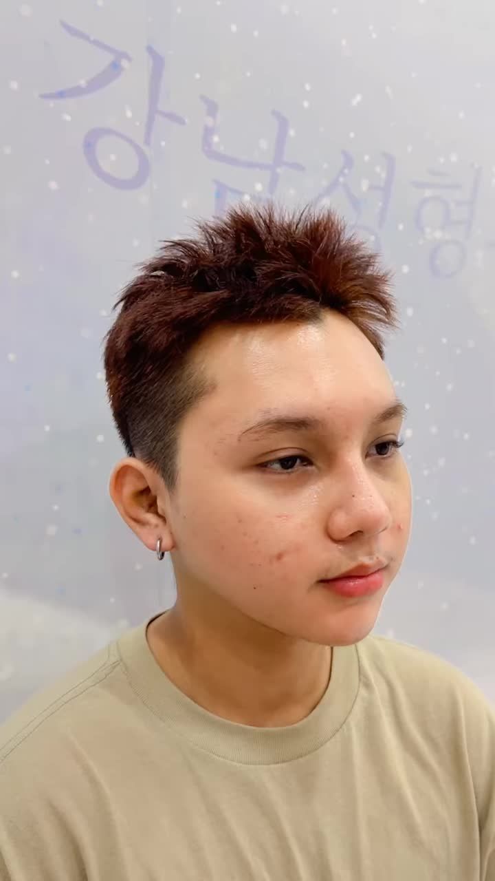Hotboy Genz lai 4 dòng máu tới Nâng mũi nhà Kangnam