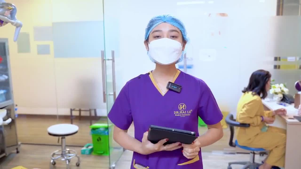 "Mình tính chờ thưởng Tết đi sửa lại mí hỏng, nhưng x. ấu quá, tự ti quá nên phải sửa sớm kịp đón Tết thôi" Một chia sẻ của vị khách hàng quyết tâm sửa mí để Tết tự tin gặp anh em bạn bè