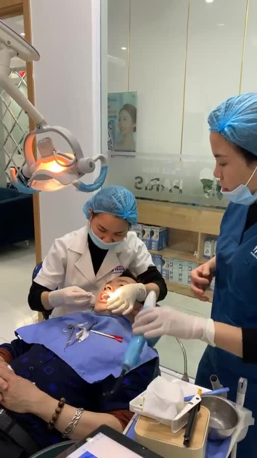 GẮN 19 RĂNG SỨ LAVA PLUS TẠI NHA KHOA PARIS VINH