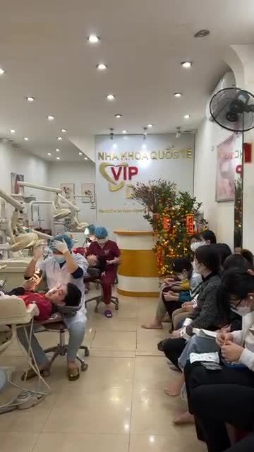 Tháo niềng Bùi Thùy Linh, Trần Đức Long