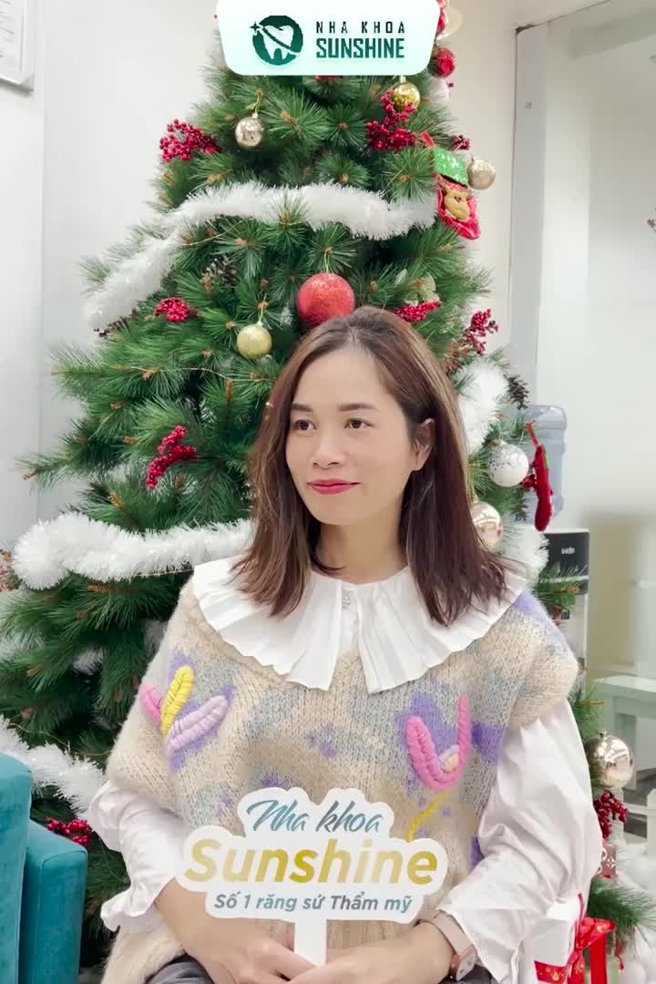 Thấy chị bên cạnh làm răng xong cười đẹp quá nên mình quyết định làm
