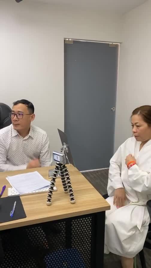 TƯ VẤN KHÁCH HÀNG TỪ HOA KỲ ĐẾN TRUNG TÂM CẮT MÍ TRÊN - DƯỚI, TREO MÀY NỘI SOI