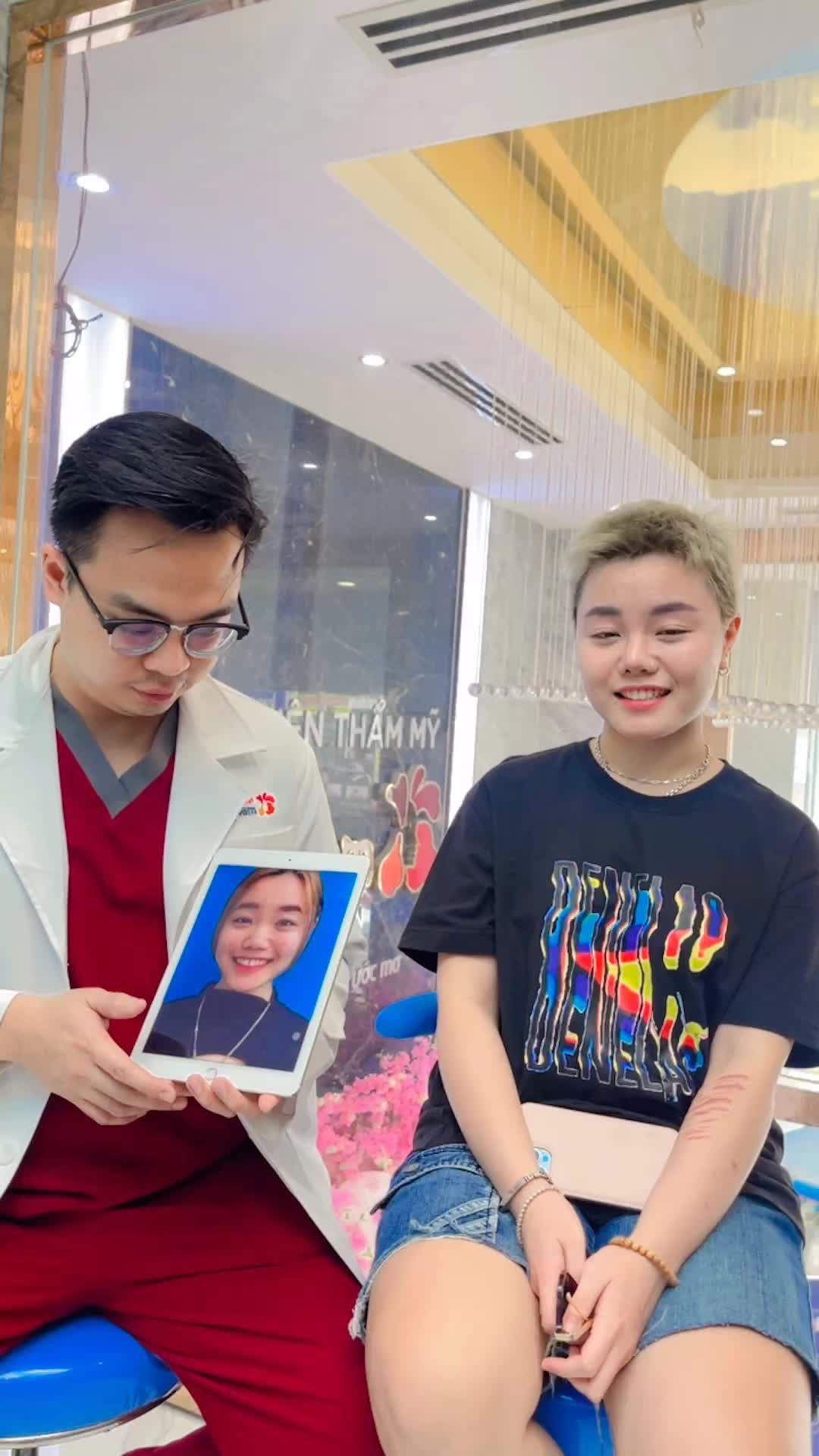 Thỏa mong muốn tháo niềng răng trước Tết của bạn khách hàng Gen Z