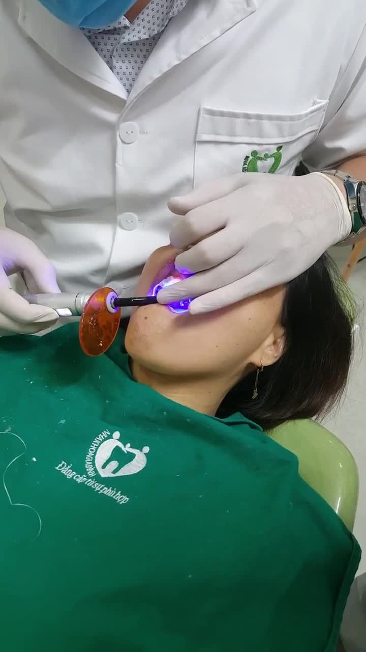 THẨM MỸ RĂNG SỨ KHÔNG MÀI NHỎ - ĂN NHAI TỐT