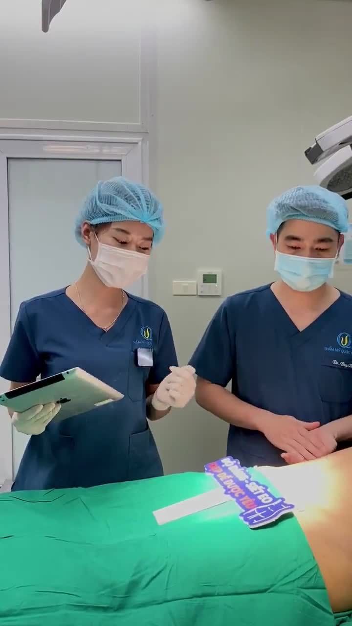 Combo độ dáng + siết eo đón Valentine thon gọn.