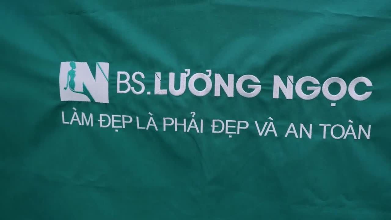 Sau 2 giờ thực hiện hút mỡ kết hợp tạo dáng đường eo, hiện tại vòng eo 101cm chỉ còn 74cm: