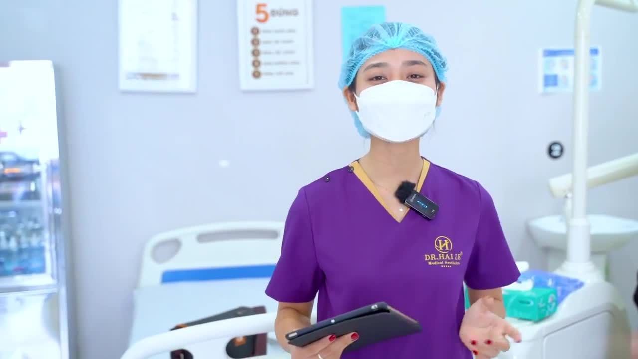 Rãnh cười của bạn sâu khiến khuôn mặt già nua, đến Dr.Hải Lê để có giải pháp khắc phục rãnh cưới bạn nhé