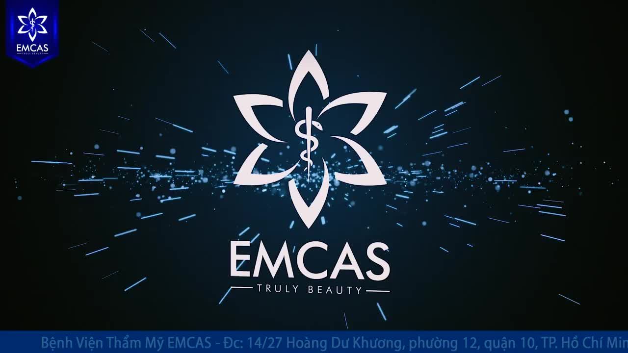 KHÁCH VIỆT KIỀU MỸ TÁI KHÁM SAU 1 THÁNG CĂNG DA MẶT