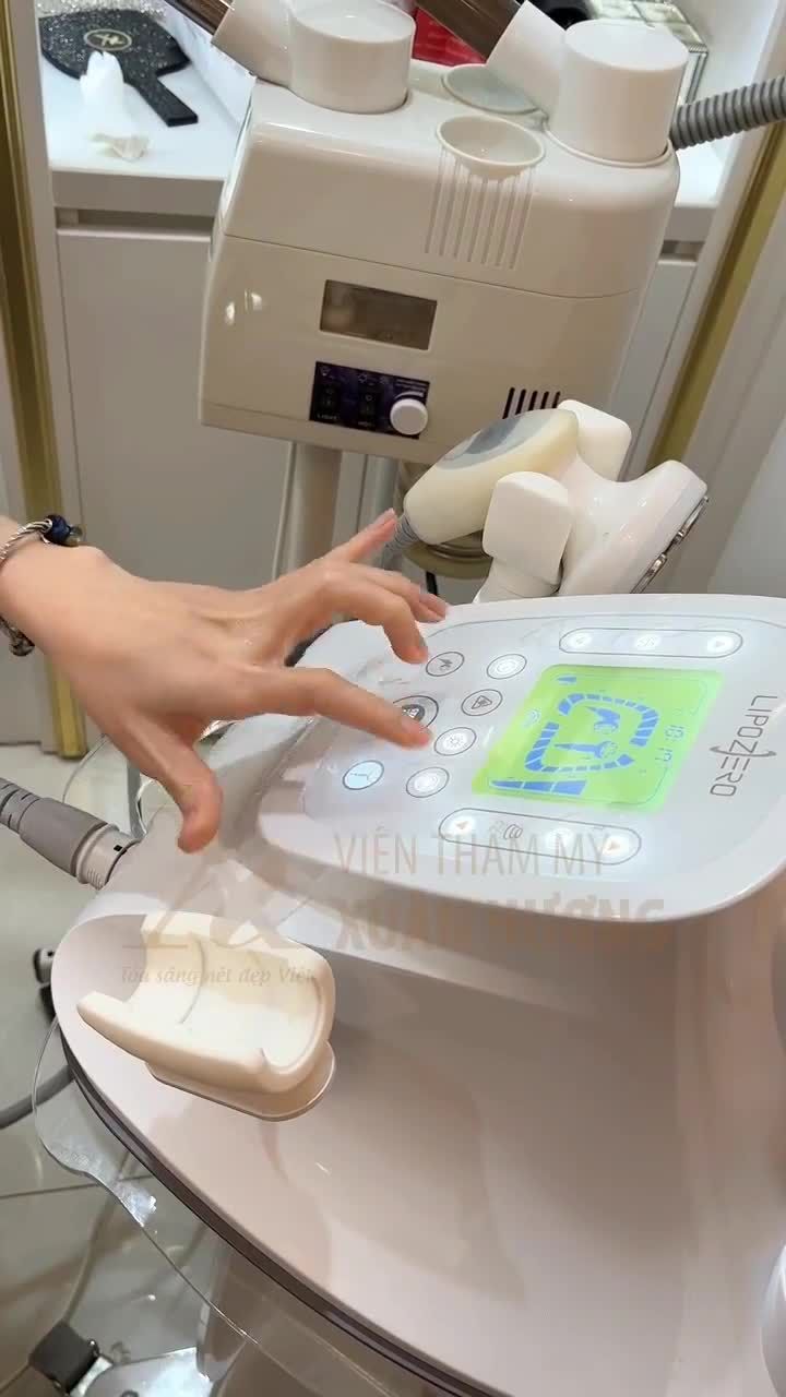 DA ĐẸP TỨC THÌ, CĂNG BÓNG MƯỚT MỊN SAU 1 BUỔI VỚI CÔNG NGHỆ SKIN RENEWAL COMPLE
