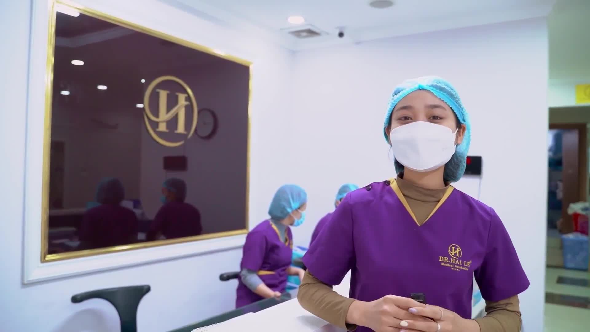 Cùng lắng nghe sự chia sẻ của khách hàng trước lúc phẫu thuật sửa mí hỏng