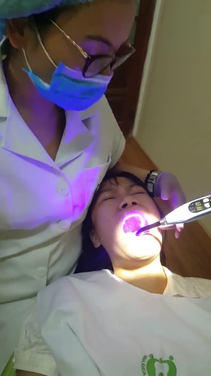 KHÁCH THỰC TẾ TRẢI NGHIỆM DỊCH VỤ THẨM MỸ RĂNG SỨ